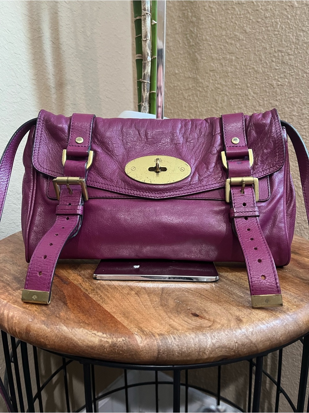 MULBERRY RARE VINTAGE TRIM ALEXA IN BERRY LEATHER